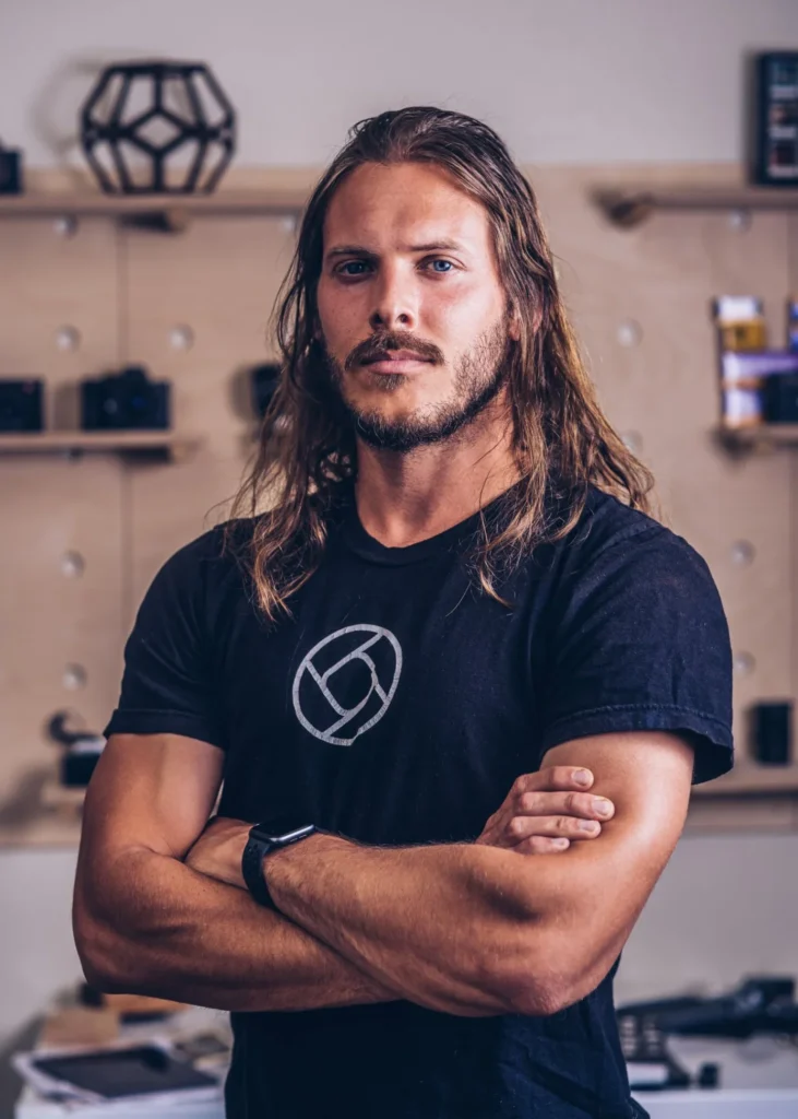 Sebastiaan de With, diseñador clave en el renacimiento del diseño Apple y creador de Halide